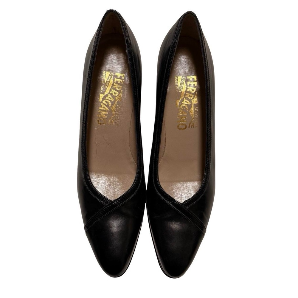 Vintage Salvatore Ferragamo Pointed Toe Leather Heels- Size 7 Super Slim AAAA